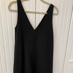 Sleeveless, Black V neck ( front & back), Everlane dress